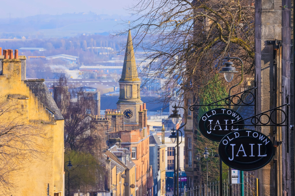 66633-the-old-town-jail-stirling-large