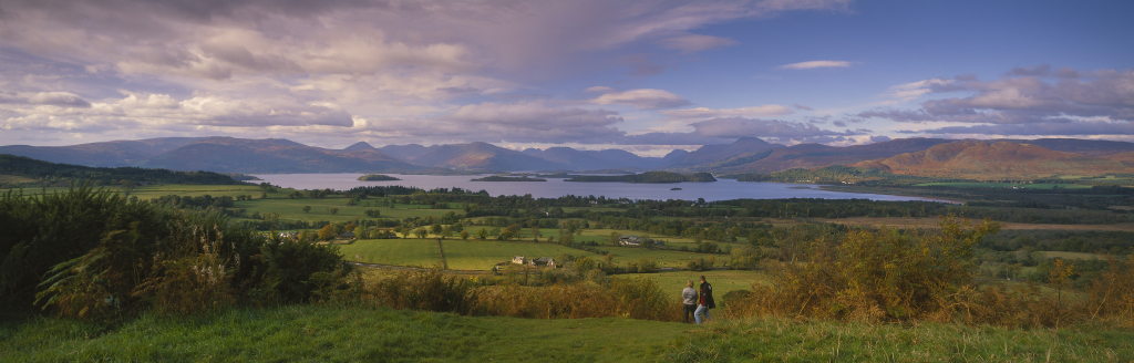 99534-a-couple-view-loch-lomond